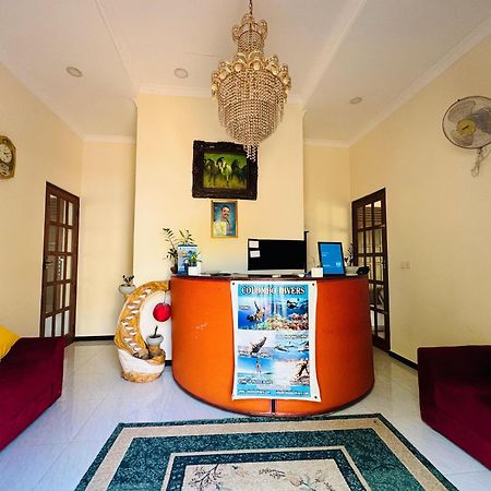 Aa Inn Trincomalee Exterior photo